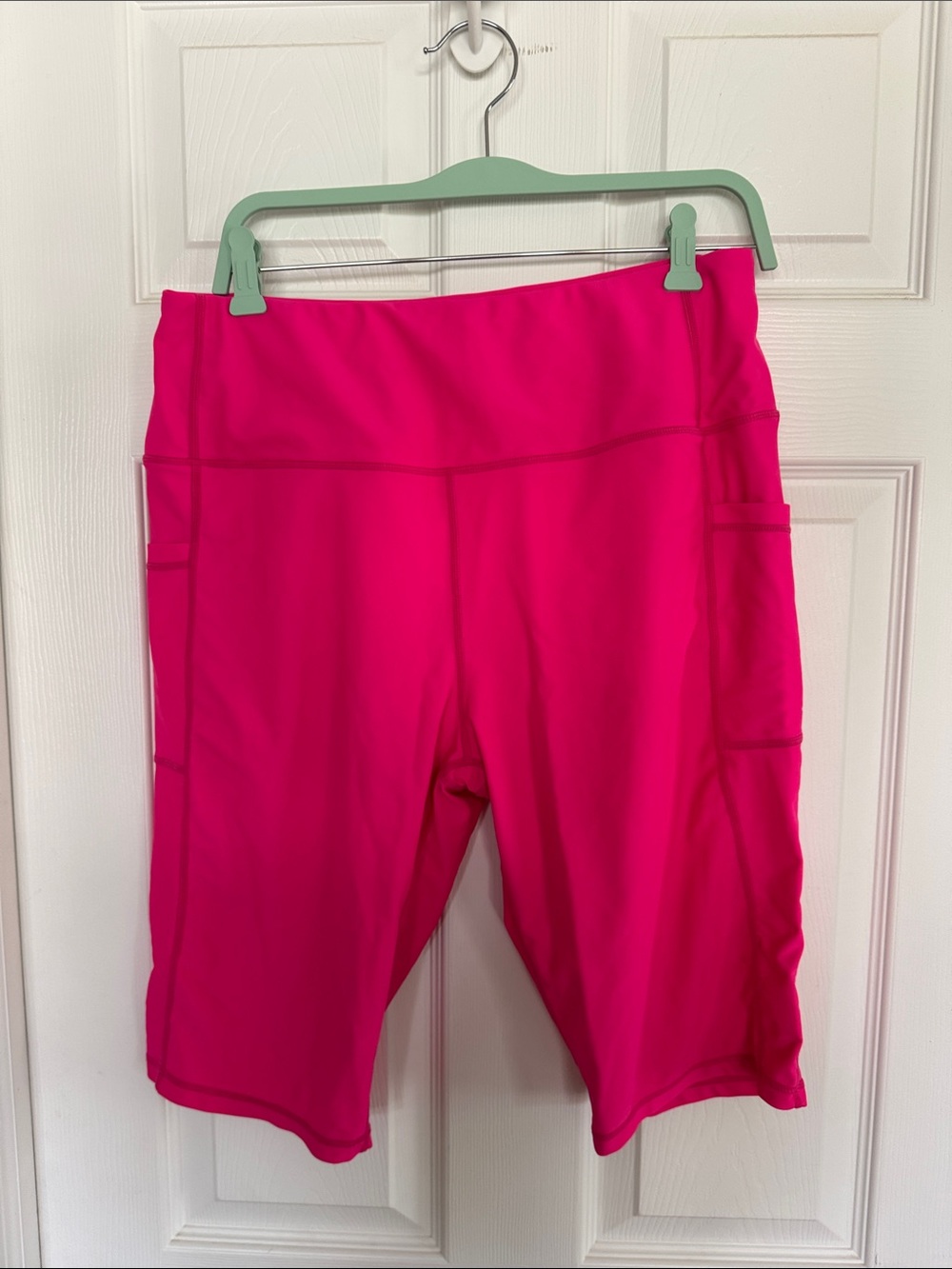 High-Rise Hot Pink Women's Performance Bike Shorts